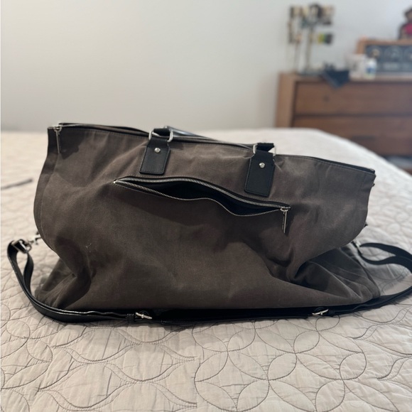 Hook & Albert Waxed Canvas Garment Weekender Men's Bag - Picture 3 of 9